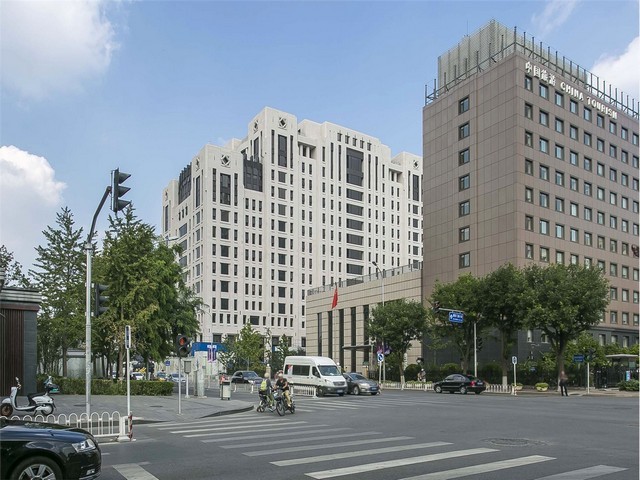 上海松江区电动推拉棚钢结构工程安装